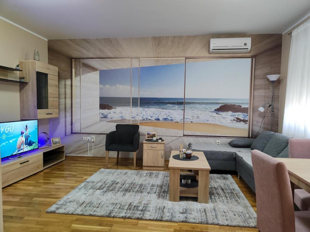 Apartman Espresso Sa Parkingom Sremska Mitrovica Bagian luar foto